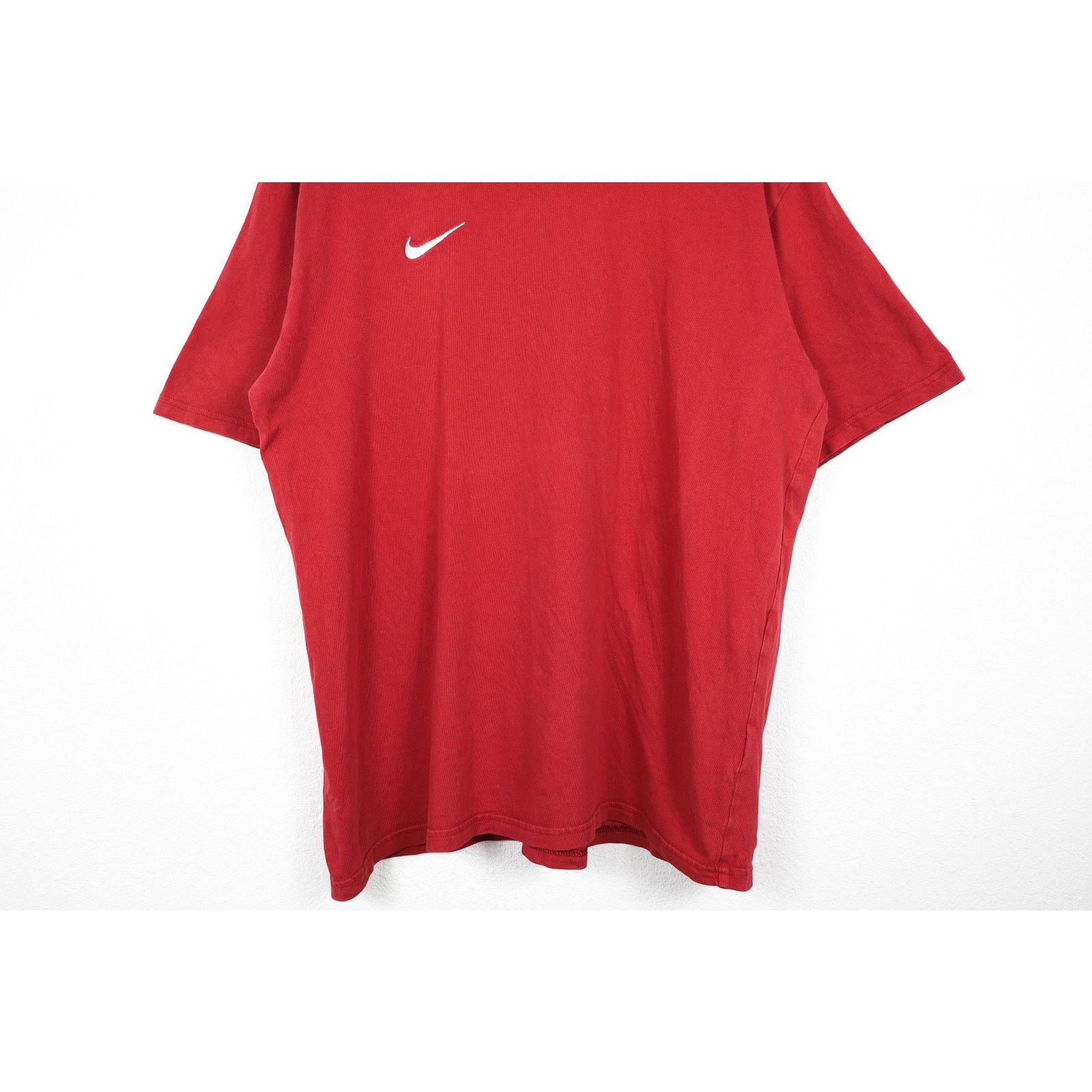 Nike Vintage Nike Swoosh Logo Red Tee T-shirt 90s Y2K Size US XL / EU 56 / 4 - 3 Thumbnail