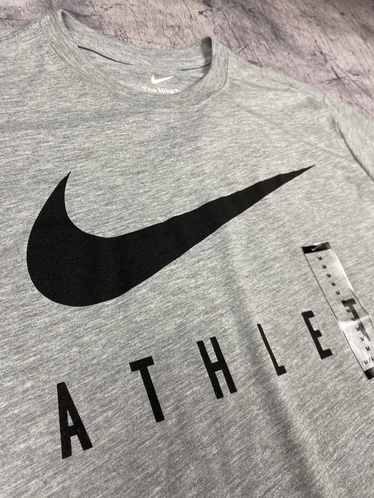 Nike New Nike Athletic Swoosh Big Logo Tee T Shirt Size US M / EU 48-50 / 2 - 4 Thumbnail