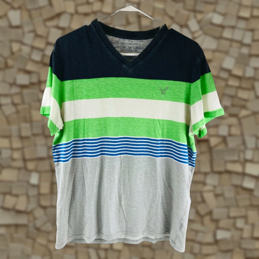 American Eagle Outfitters American Eagle Outfitters Shirt Mens L Navy Blue Green Gray Striped Logo V-Neck Shirt Size US L / EU 52-54 / 3 - 1 Thumbnail