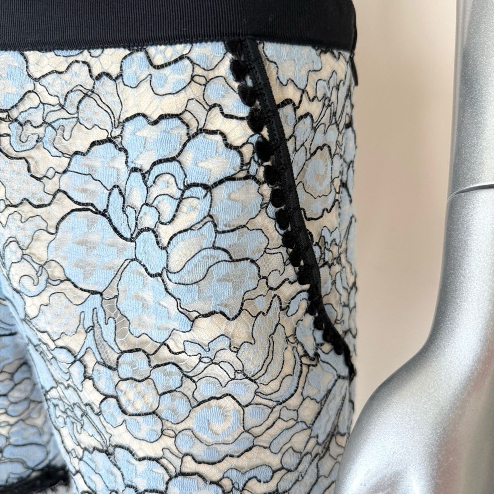 Other Andrew GN women laces shorts size 6 US Retail 580$ Size 28" / US 6 / IT 42 - 5 Thumbnail