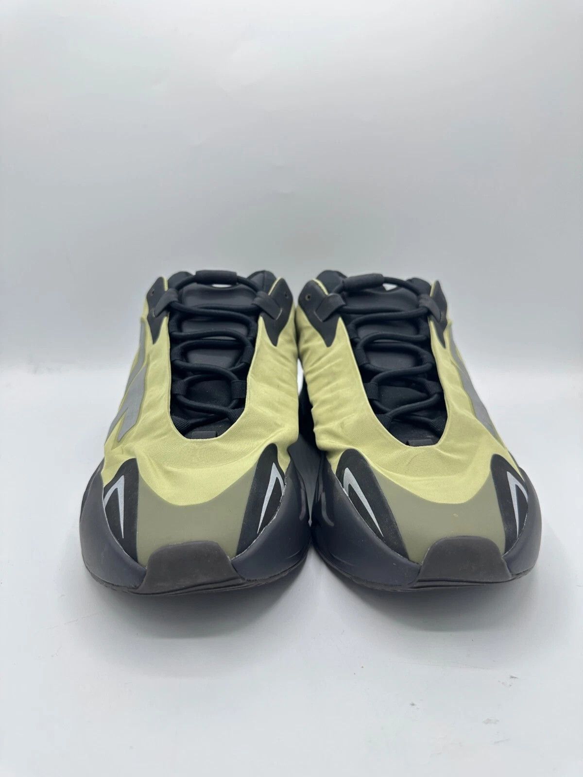 Adidas adidas Yeezy 700 MNVN Resin Yellow Size US 9 / EU 42 - 5 Thumbnail
