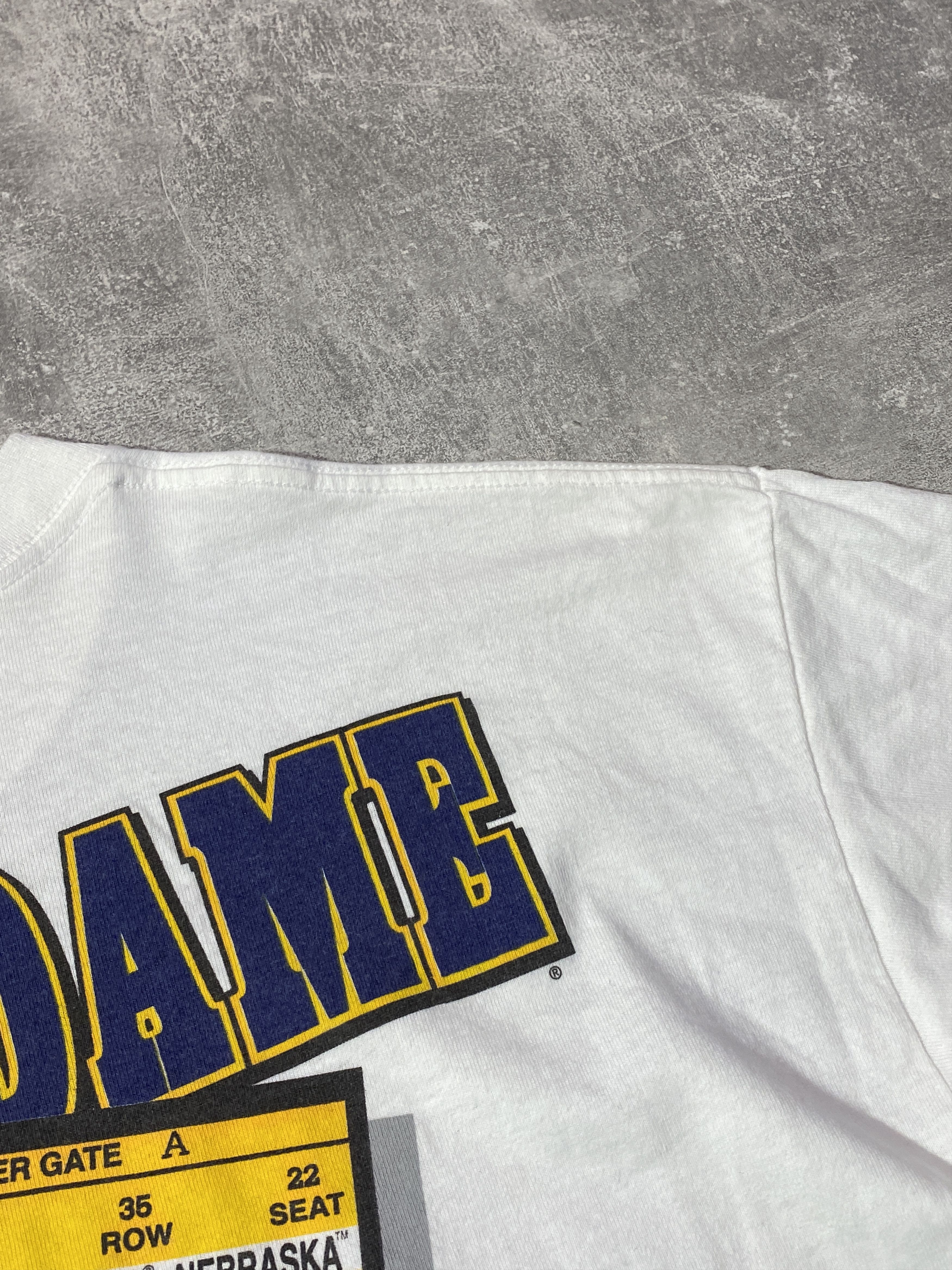 Vintage Vintage 00s Notre Dame vs Nebraska Made in USA T-shirt Size US L / EU 52-54 / 3 - 11 Thumbnail