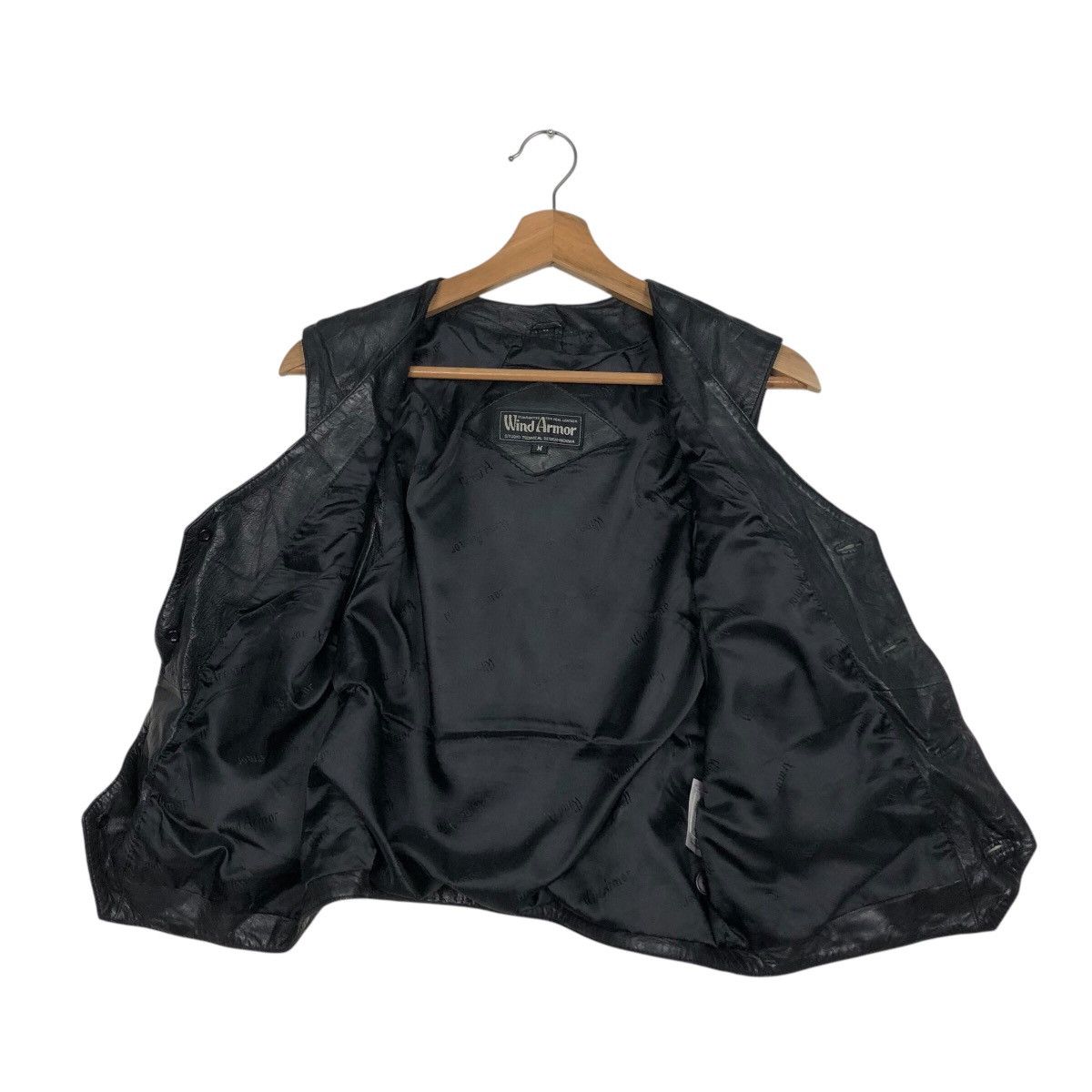 Japanese Brand 📌Rich Black Vintage Vest Leather Wind Armour Issey Miyake Size US M / EU 48-50 / 2 - 15 Thumbnail