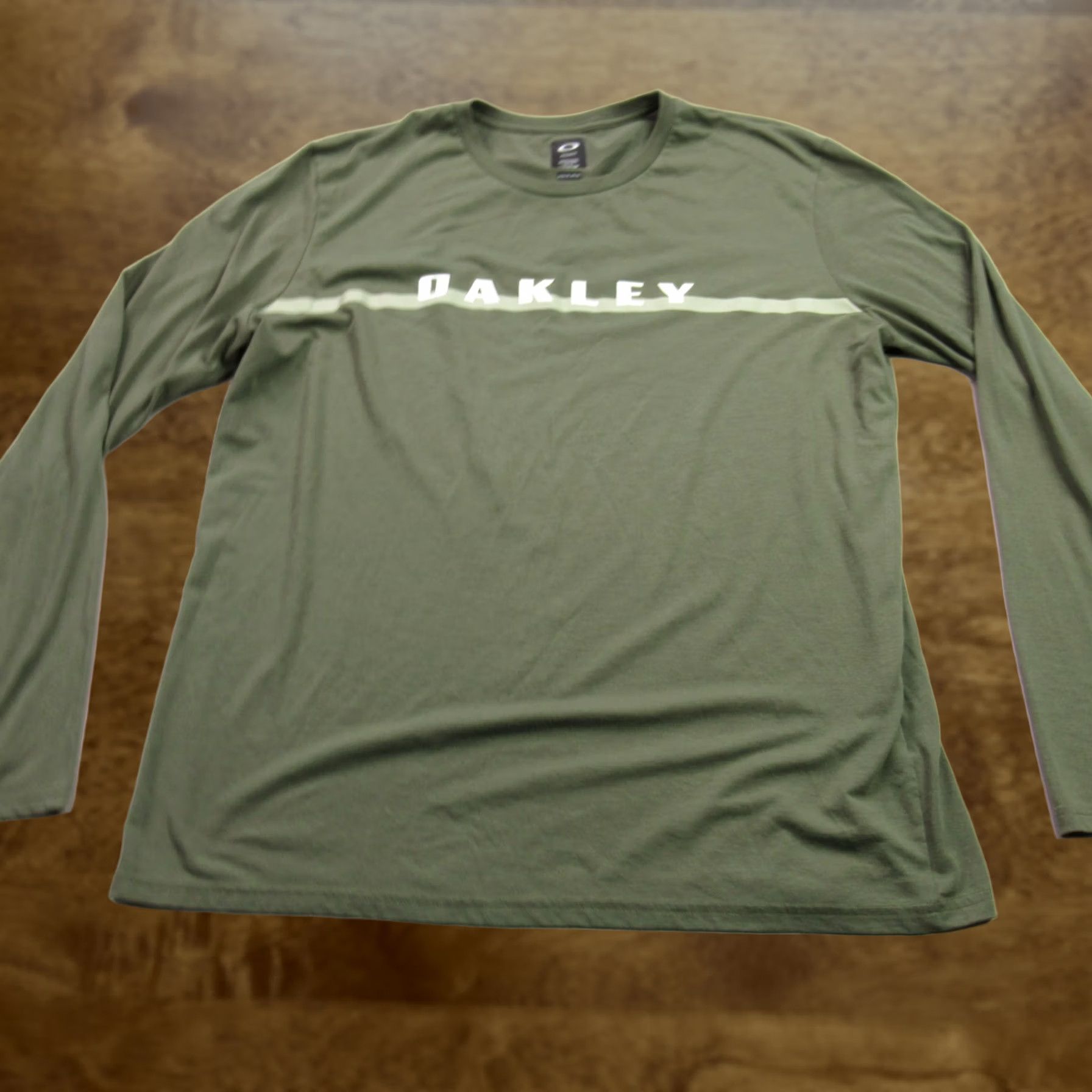 Oakley Oakley Sweater Mens 2XL Long Sleeve Crew Neck Outdoors Green Casual Size US XXL / EU 58 / 5 - 1 Thumbnail