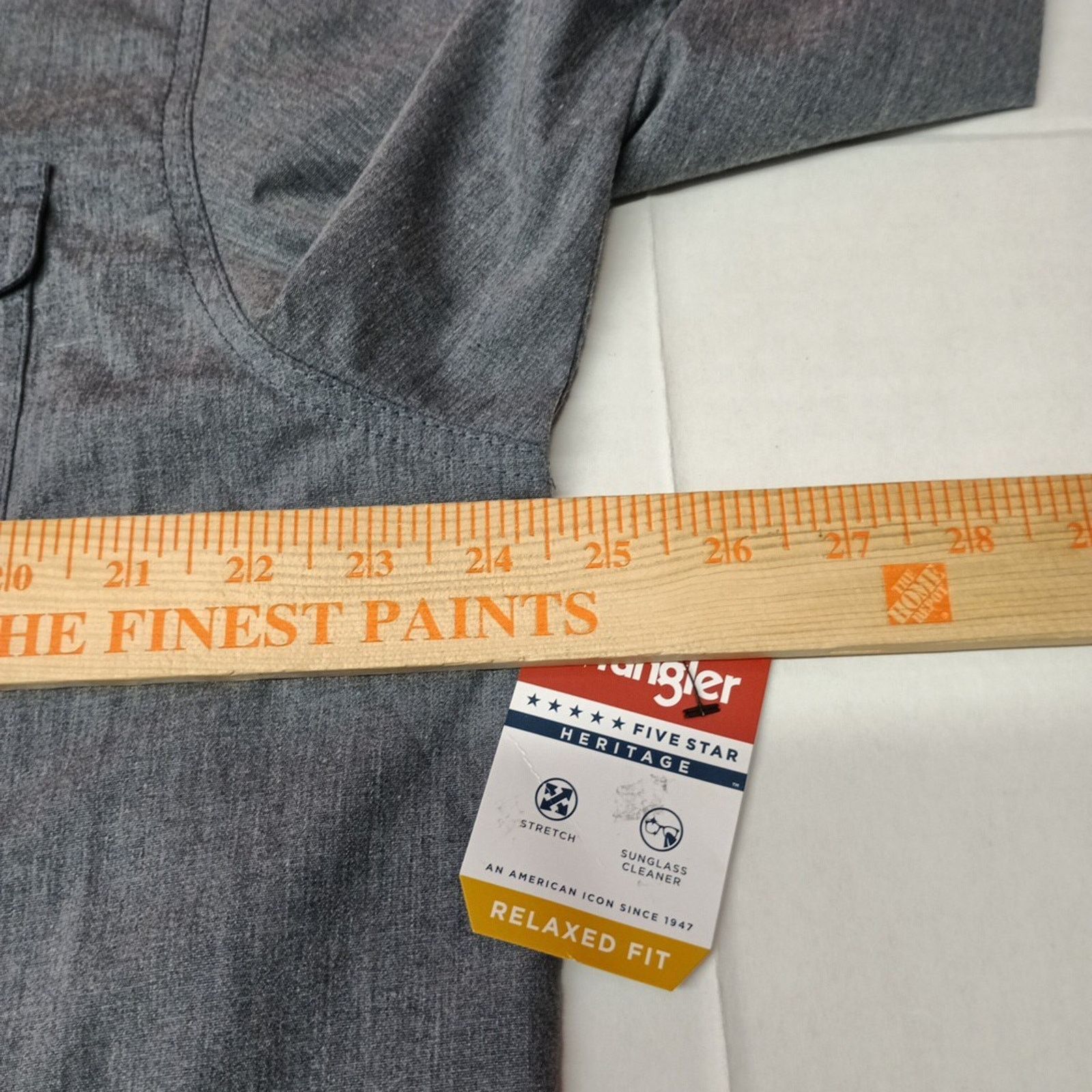 Wrangler Wrangler Men's Relaxed Fit Woven Button Up Shirt Size L Gray Size US L / EU 52-54 / 3 - 4 Thumbnail