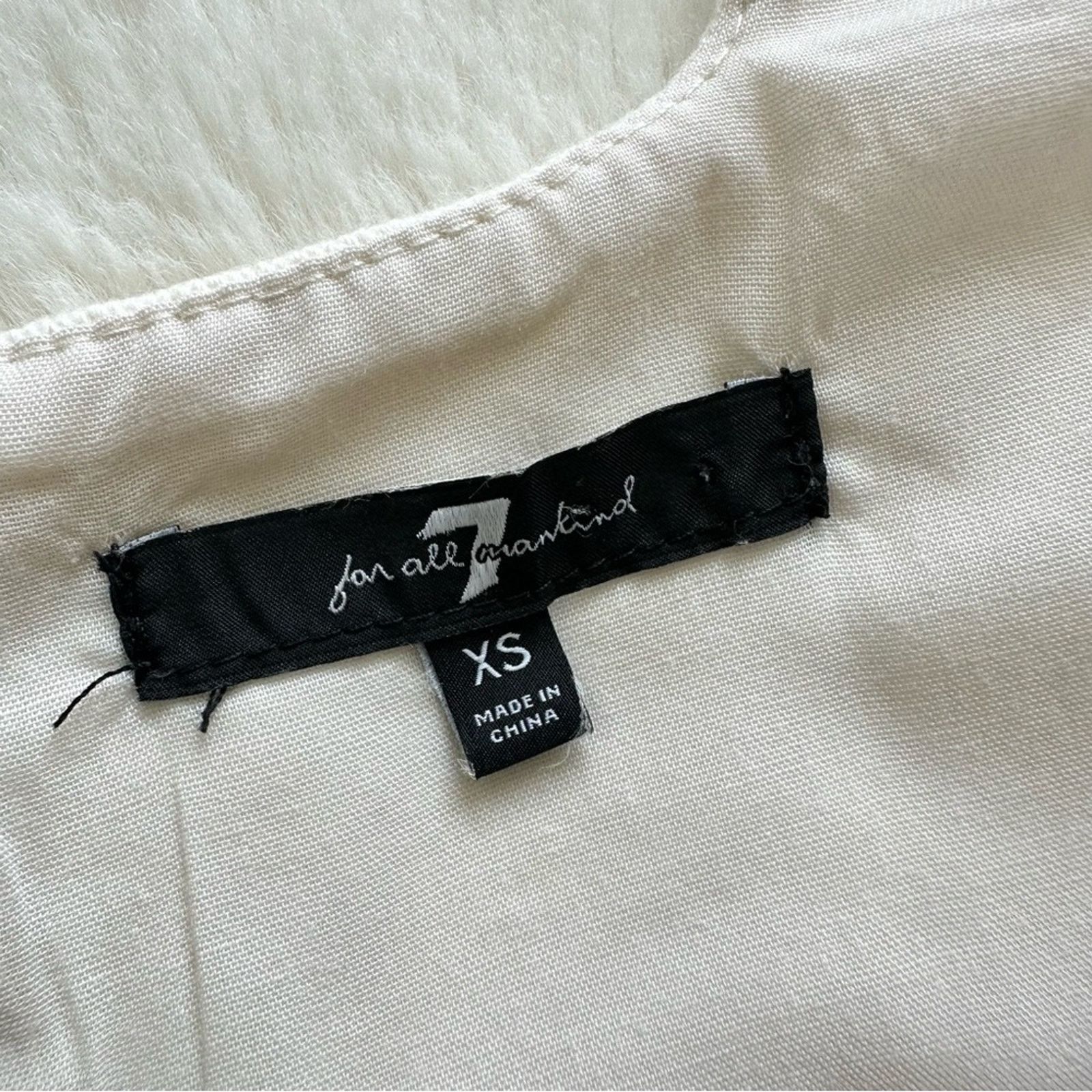 7 For All Mankind NEW!! 7 for All Mankind women crop top size XS Size XS / US 0-2 / IT 36-38 - 4 Thumbnail