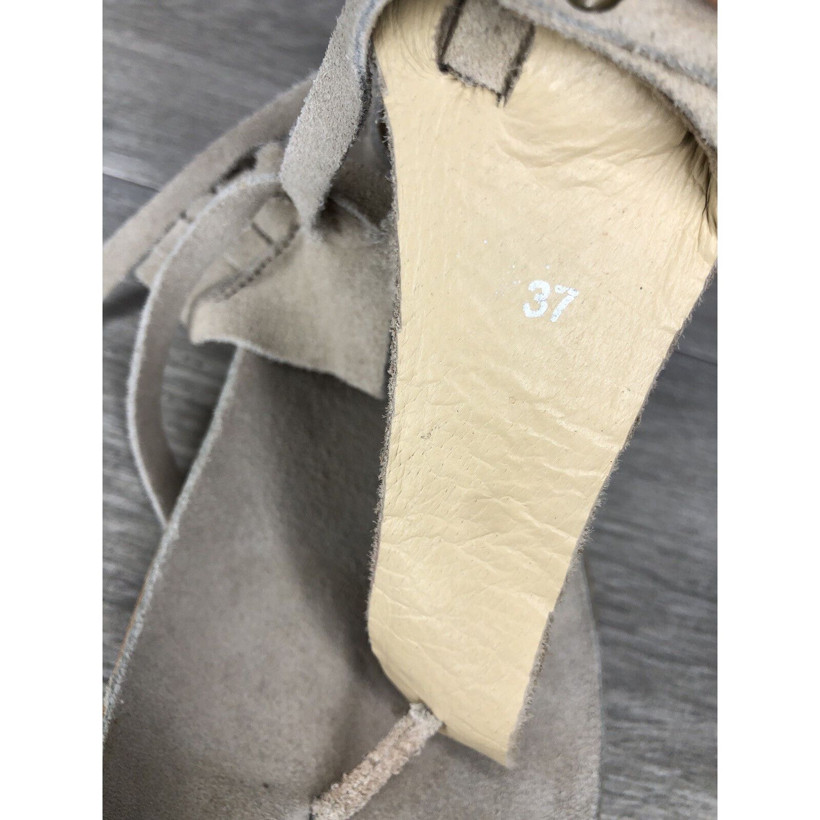 Free People Free People Grey Suede Leather Collins Thong Chain Strappy S Size US 6 / IT 36 - 8 Thumbnail