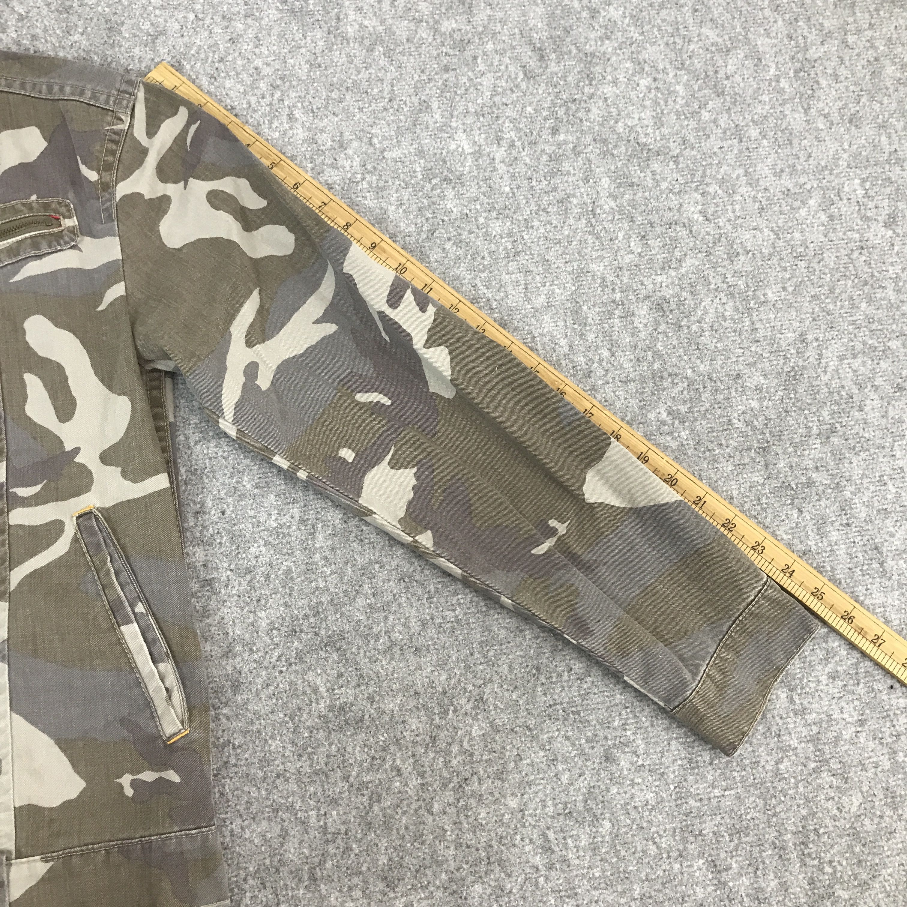 Japanese Brand purple&yellow camo Pocket tactical jacket Size US M / EU 48-50 / 2 - 6 Thumbnail