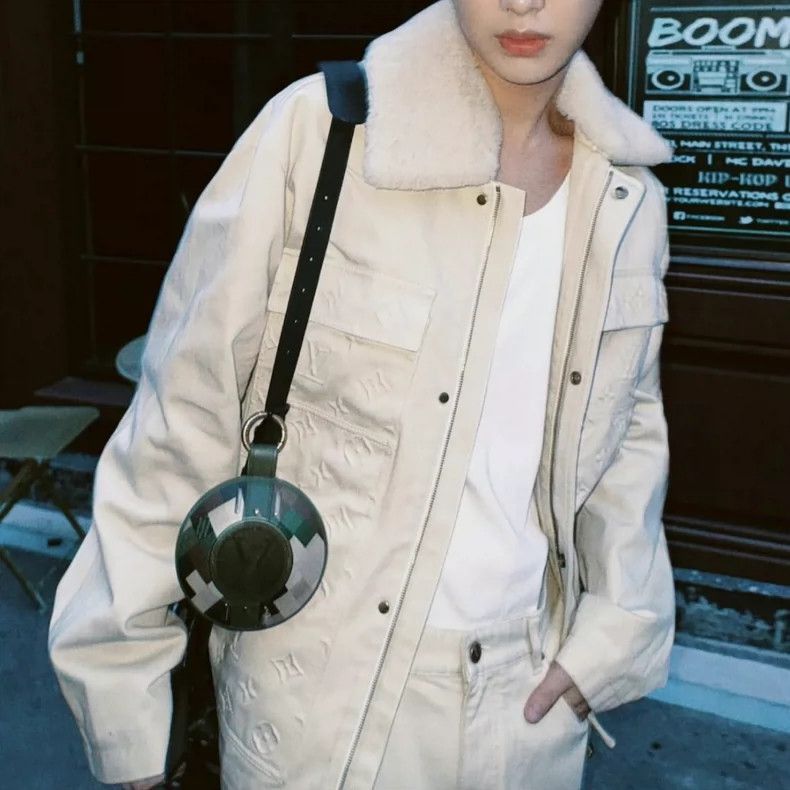 Louis Vuitton Beige Embossed Denim Jacket with Removable Collar-2506 Size US XXL / EU 58 / 5 - 8 Thumbnail