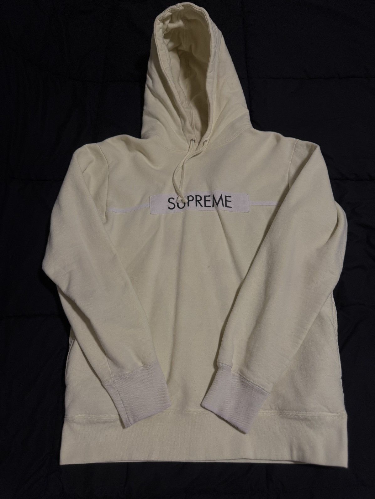 Supreme Supreme Yellow Hoodie Size Large Pre Owned 🧼 Size US L / EU 52-54 / 3 - 1 Thumbnail