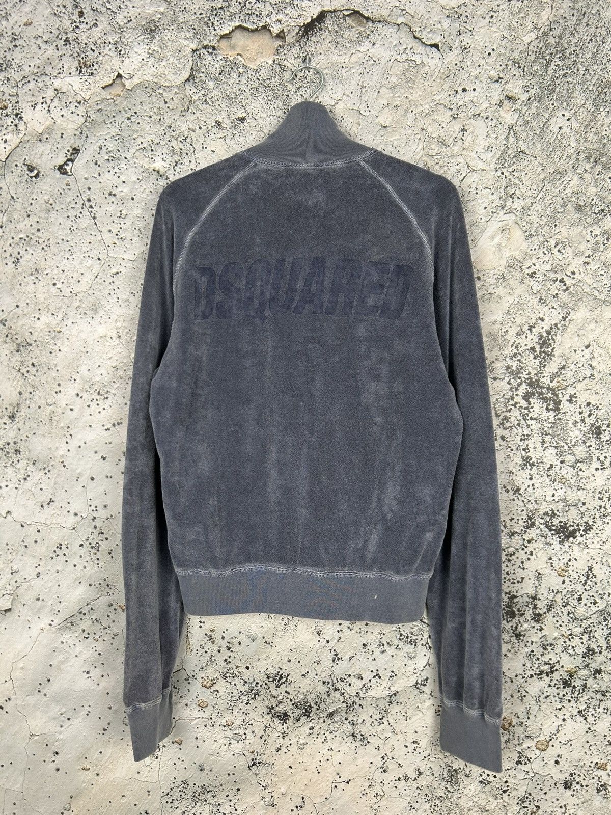 Designer Vintage Dsquared2 Velvet Y2K Zip Sweatshirt Designer Rare Size US L / EU 52-54 / 3 - 5 Thumbnail
