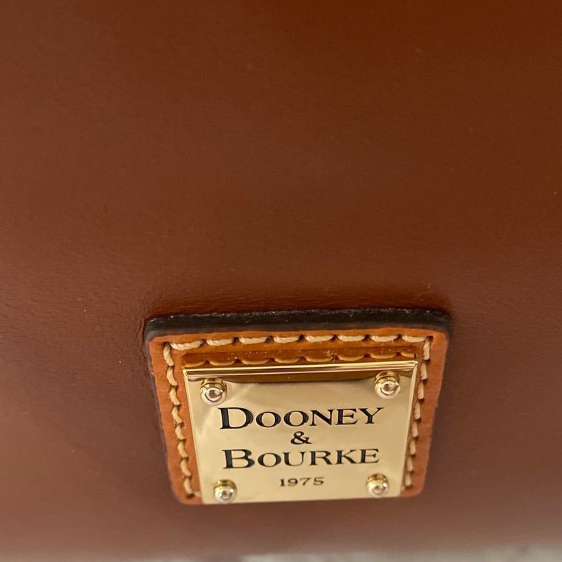 Dooney & Bourke Dooney and Bourke Briana Smooth Leather Shoulder Tote Purse Size ONE SIZE - 2 Thumbnail
