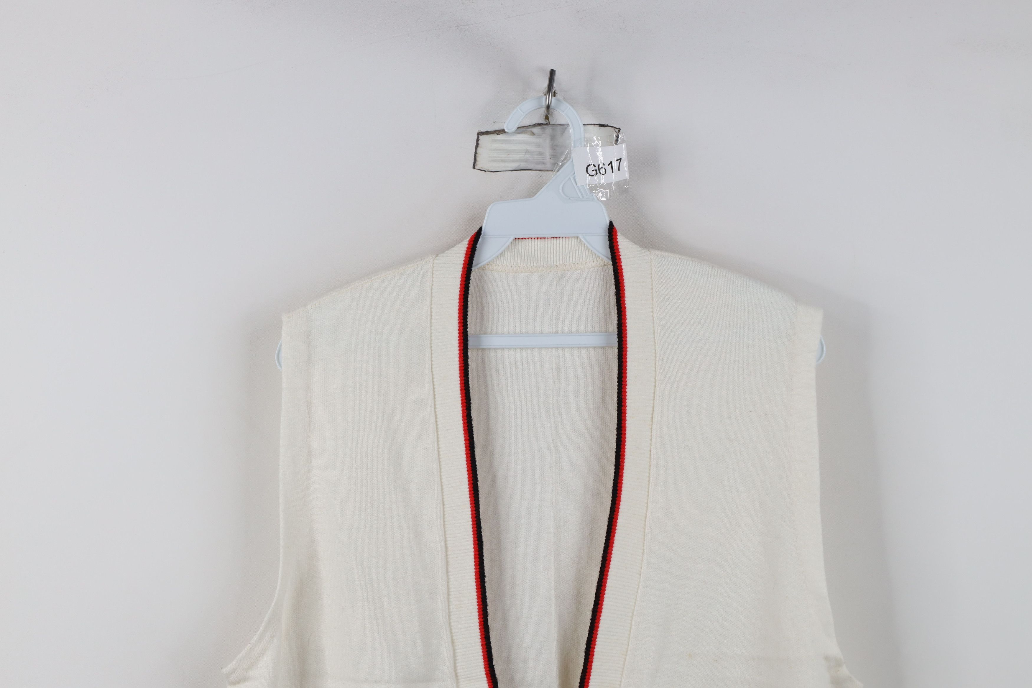 Vintage Vintage 50s Rockabilly Cat Eye Button Soft Knit Sweater Vest Size US M / EU 48-50 / 2 - 2 Thumbnail