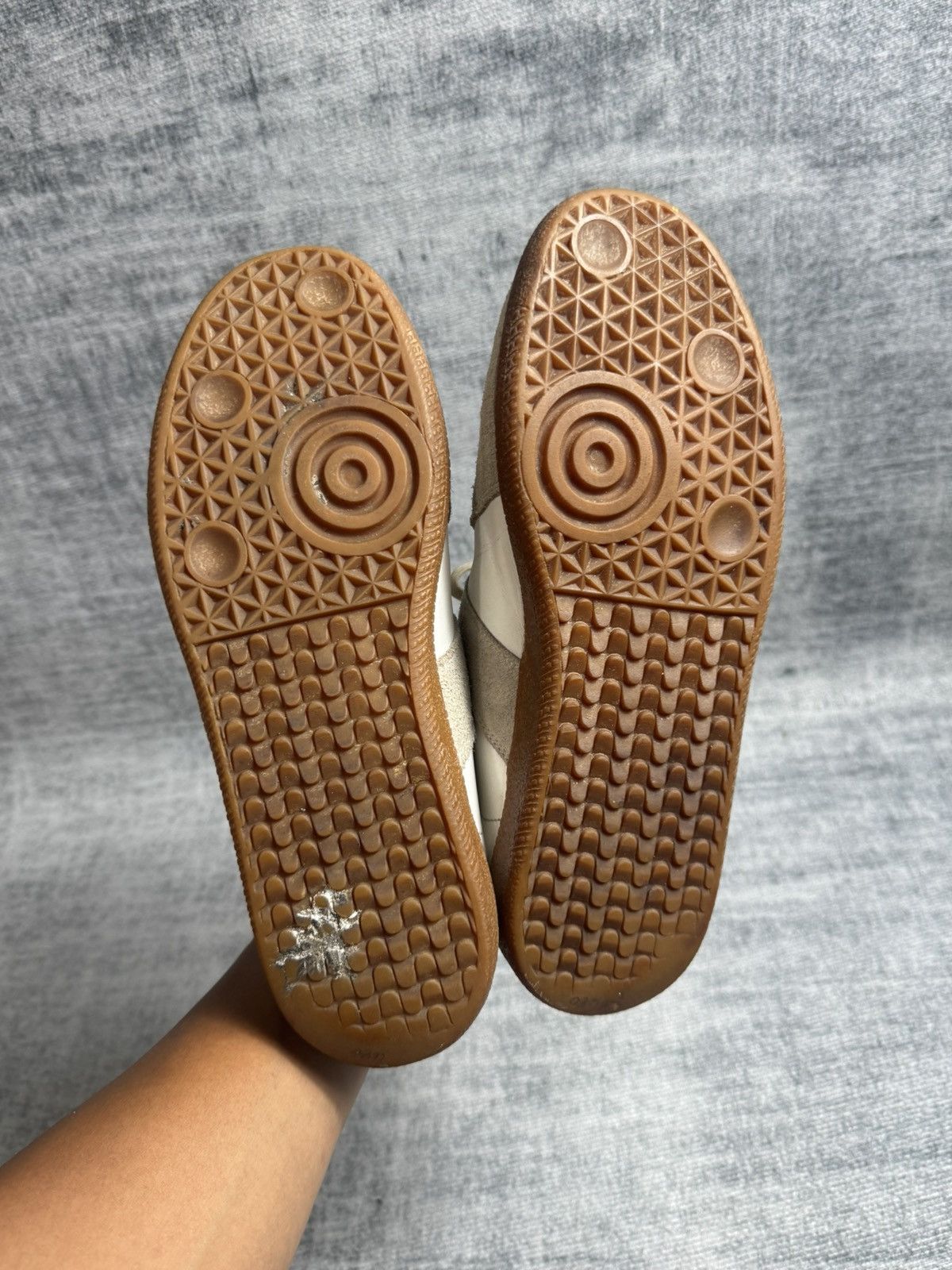 Maison Margiela Maison Margiela Replica Gats Size US 7 / EU 40 - 14 Thumbnail