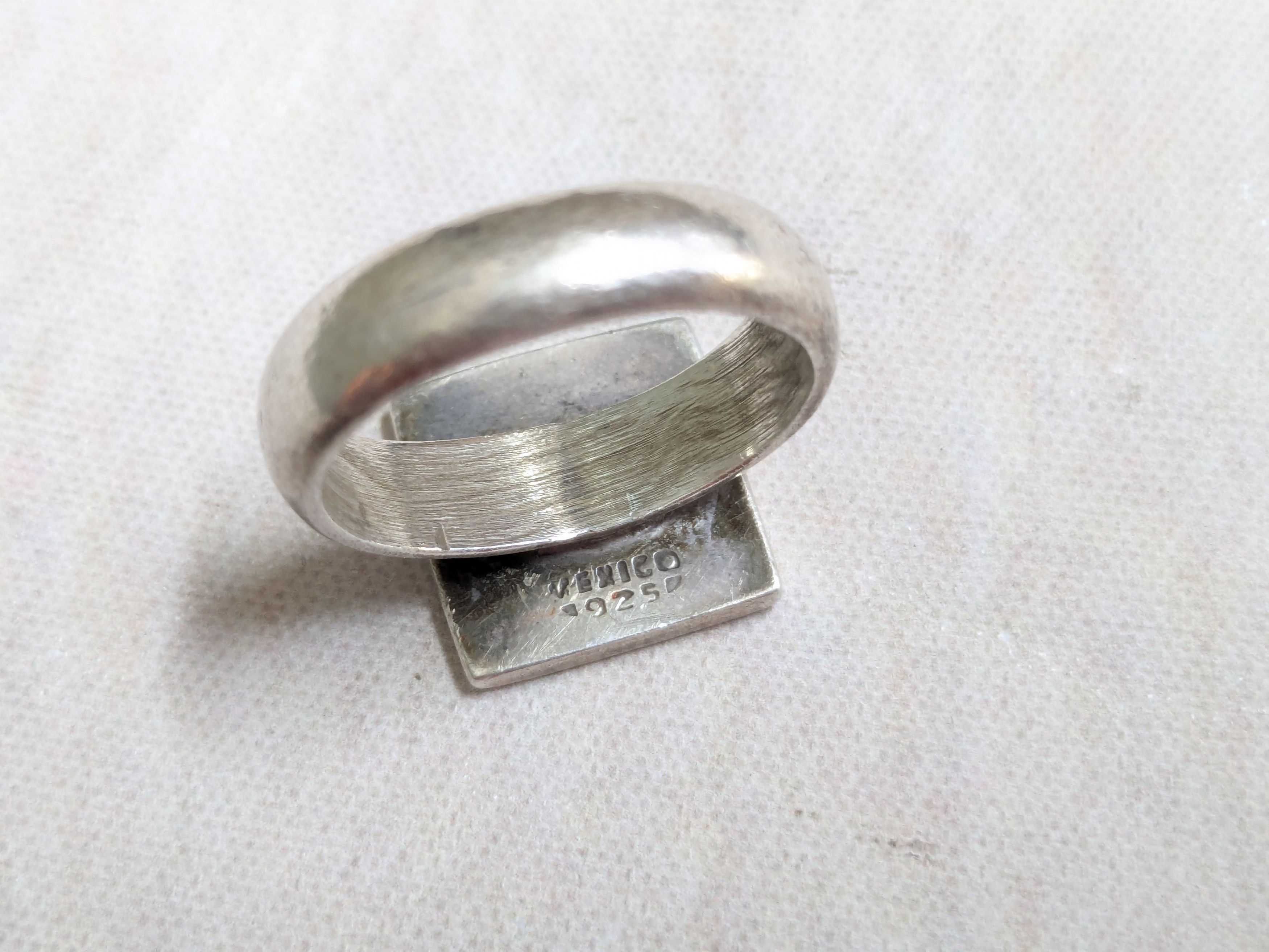 Jewelry Vintage Sterling Silver Signet Ring 7.5 Square Band Size ONE SIZE - 7 Thumbnail