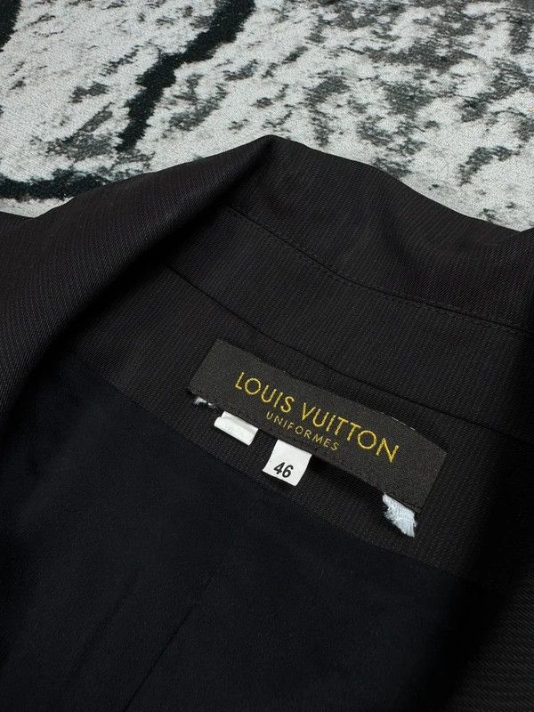 Louis Vuitton Vintage Louis Vuitton 46 Italy Brown LV XL Jacket Size XL / US 12-14 / IT 48-50 - 4 Thumbnail