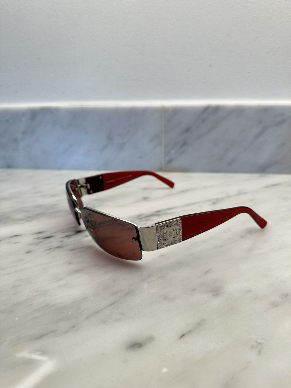 Chanel 4117 🔥 Swarovski rhinestones logo rimless mask red