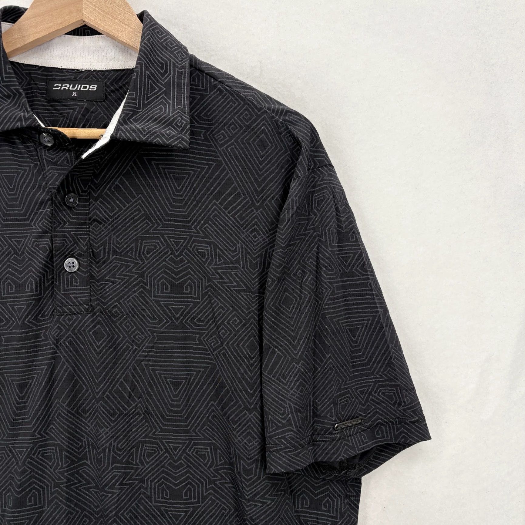 Vintage Druids Golf Polo Shirt Mens XL Black Geometric Stretch Performance Casual Travel Shirt Polo Mens XL Black Geometric Stretch Performance Travel Size US XL / EU 56 / 4 - 2 Thumbnail