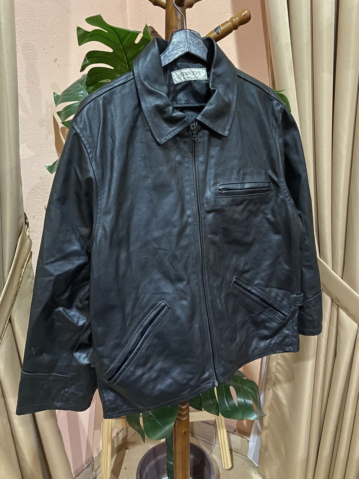 Stanley & Sons Vintage STANLEY’S Black Leather Jacket with Zip Closure Size US M / EU 48-50 / 2 - 3 Thumbnail