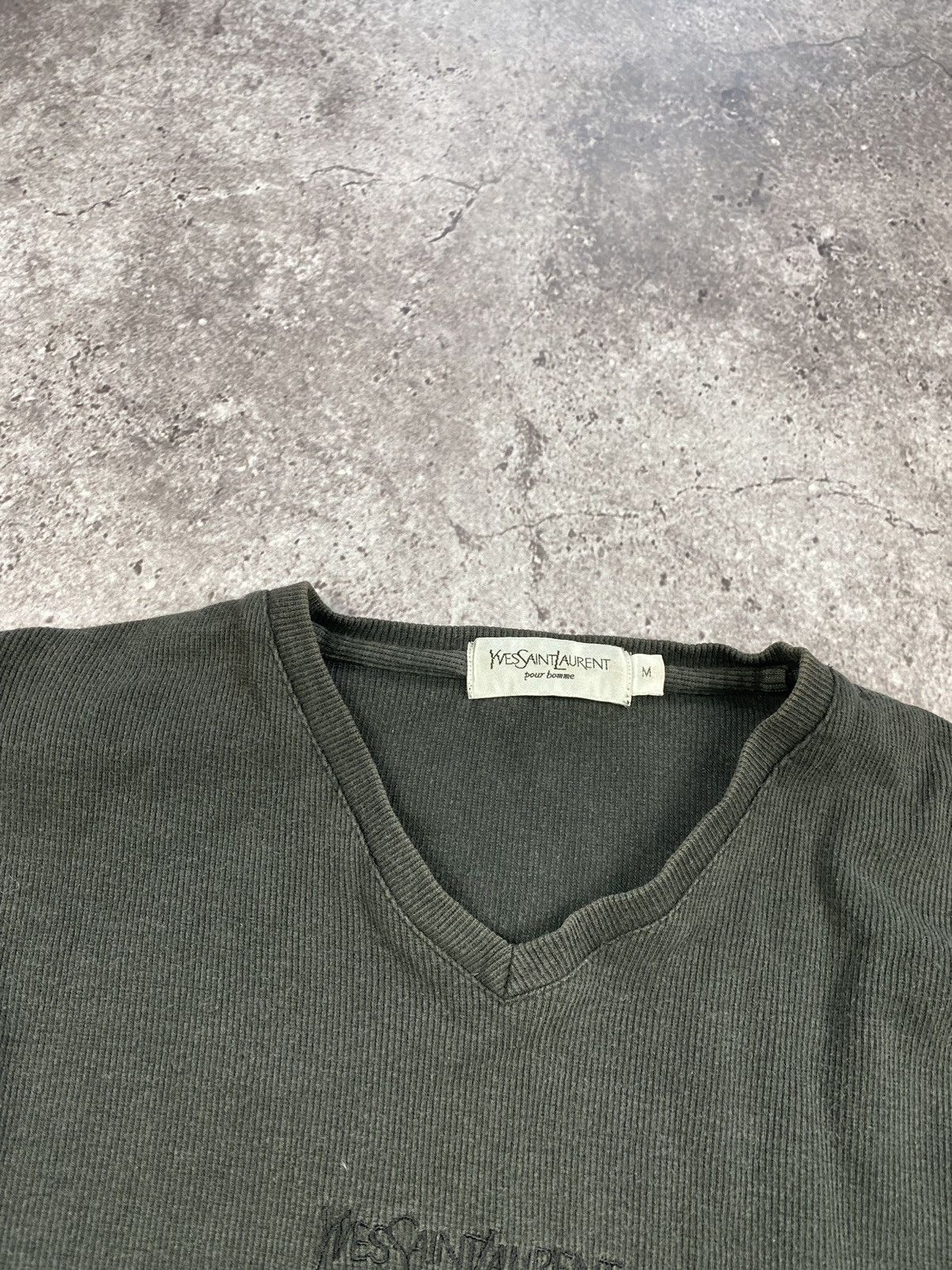 Vintage × Yves Saint Laurent Vintage Yves Saint Lauren centre logo V Neck YSL Faded Long Size US M / EU 48-50 / 2 - 4 Thumbnail