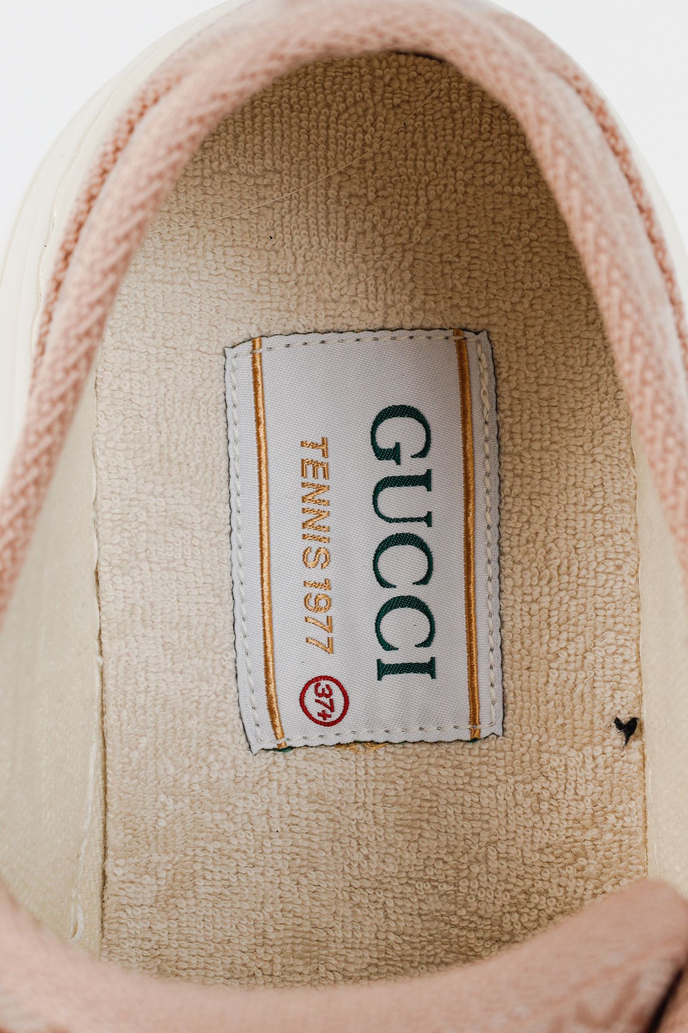 Gucci Gucci Pink New Canvas GG Monogram Platform Sneakers Size US 7 / IT 37 - 10 Thumbnail