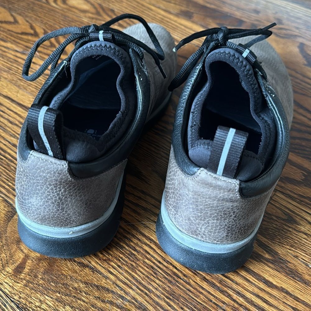 Johnston & Murphy Johnston & Murphy Prentiss U Throat Sneaker Gray Nubuck. Wa Size US 11.5 / EU 44-45 - 4 Thumbnail