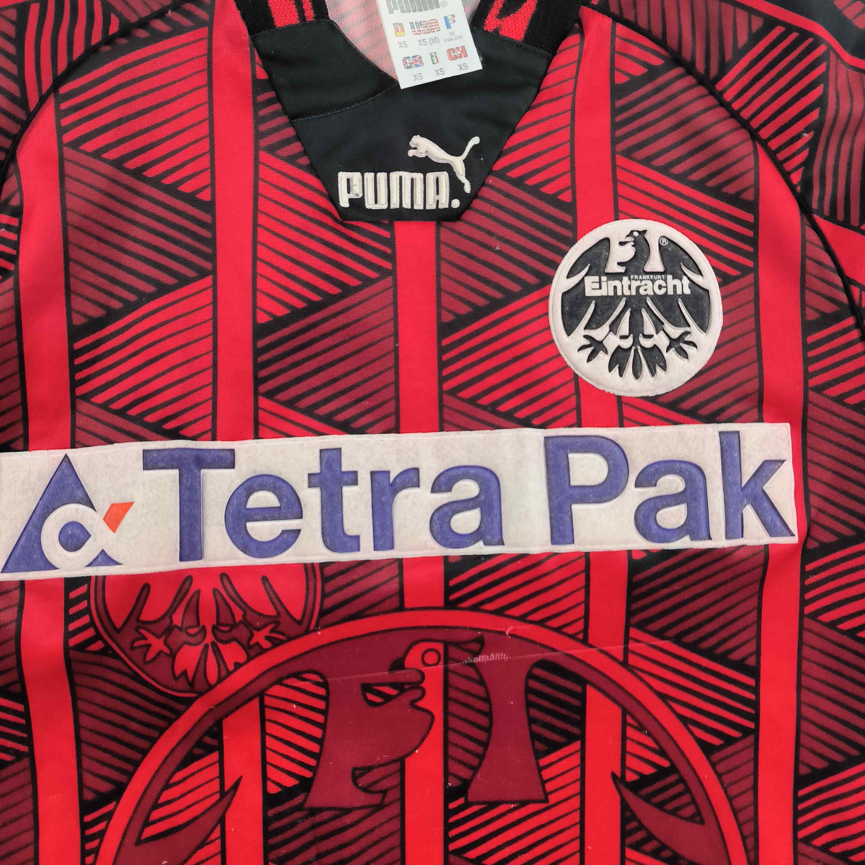 Puma Eintracht Frankfurt 1995-96 Puma home football jersey XS Size US XS / EU 42 / 0 - 3 Thumbnail