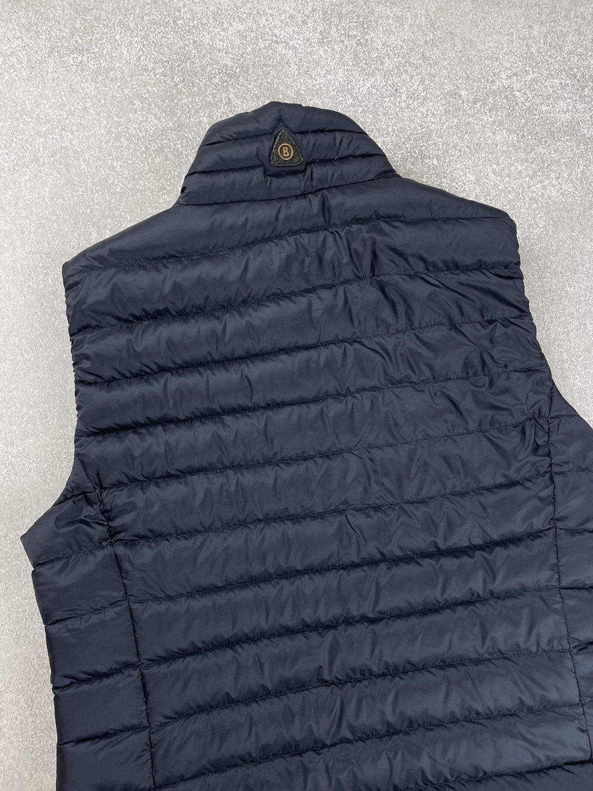 Bogner Womens Bogner Duck Down Vest Navy Size US 10 Size L / US 10 / IT 46 - 14 Thumbnail