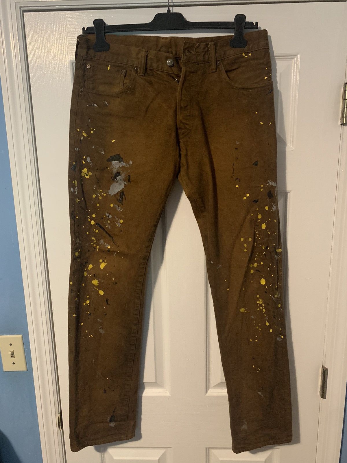 image of Hidden Ny Brown Paint Splatter Jeans, Men's (Size 32)