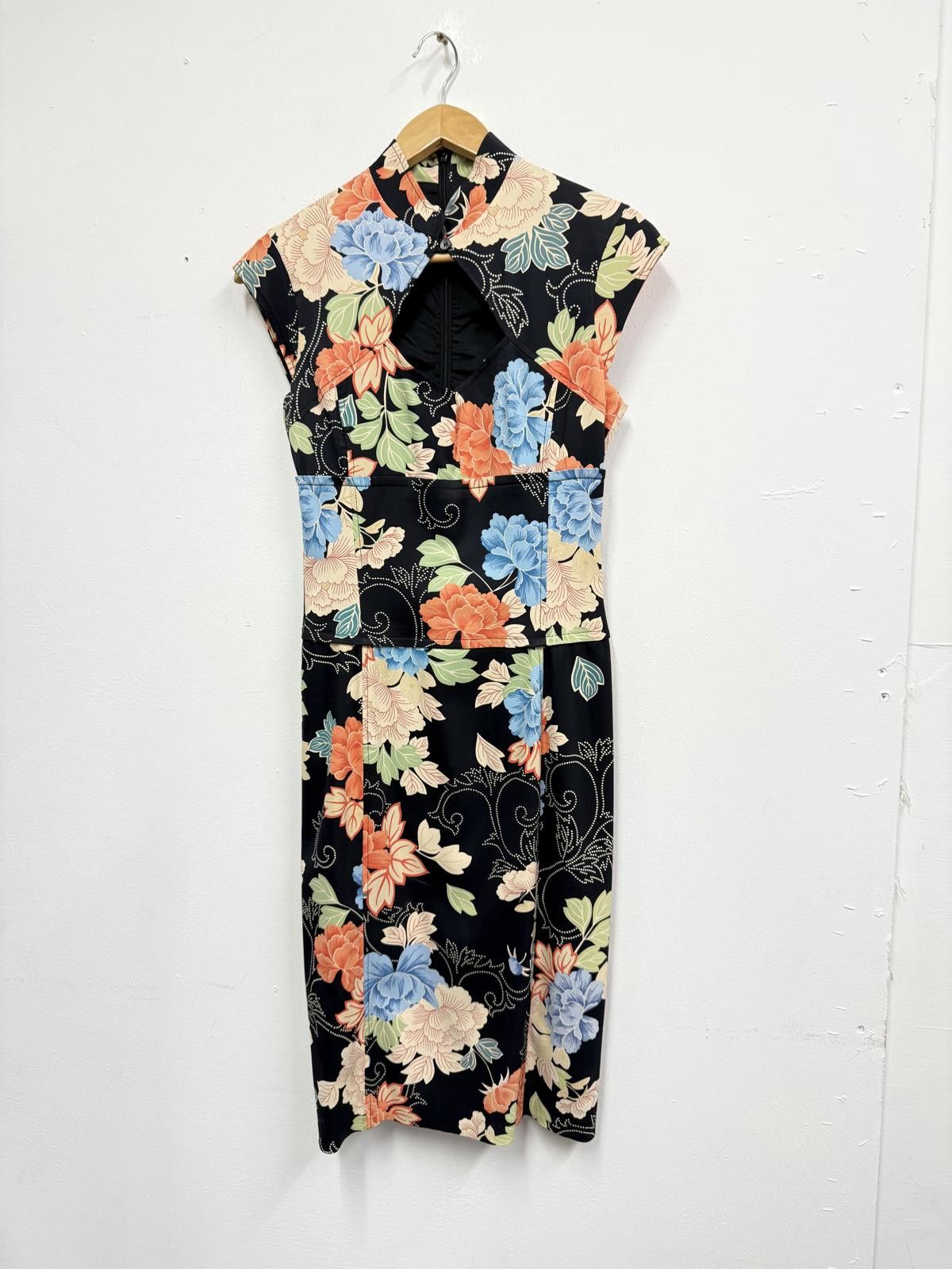 Other Karen Millen Floral Midi Dress with Cutout Detail UK 10 Size M / US 6-8 / IT 42-44 - 1 Thumbnail
