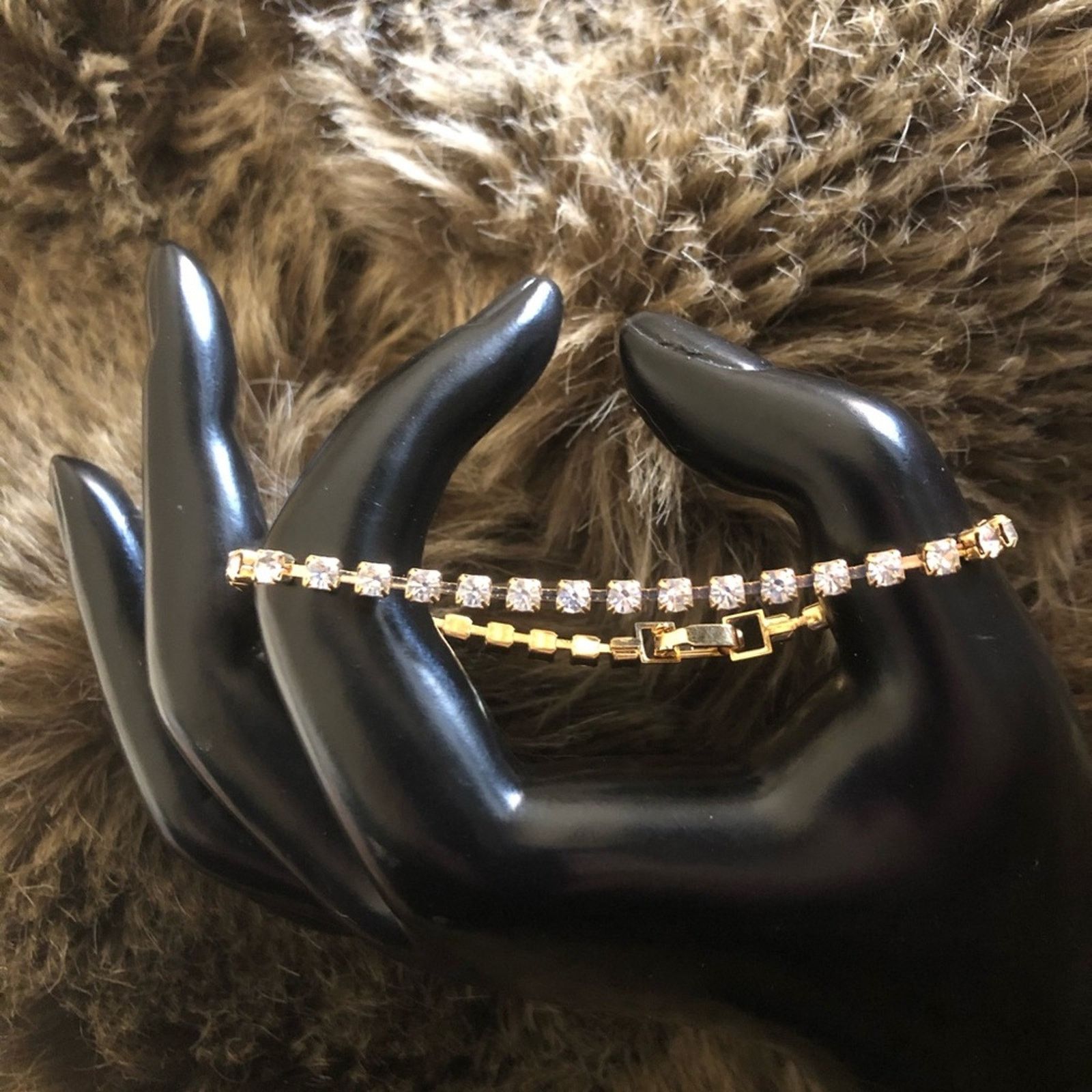Vintage Vintage clear rhinestone gold tennis bracelet Size ONE SIZE - 1 Thumbnail