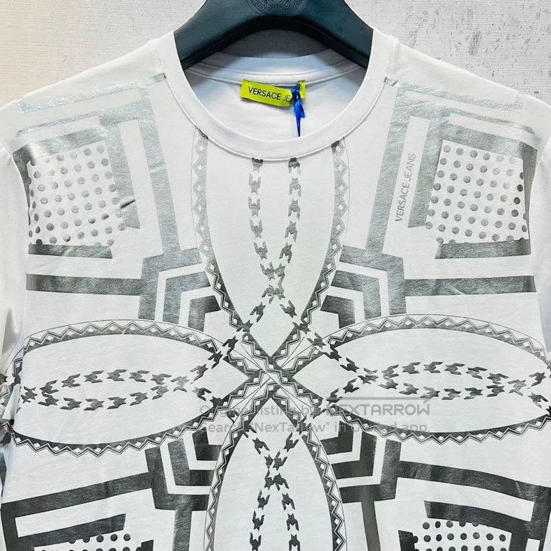 Versace Versace Men's short-sleeved T-shirt Size US S / EU 44-46 / 1 - 5 Thumbnail