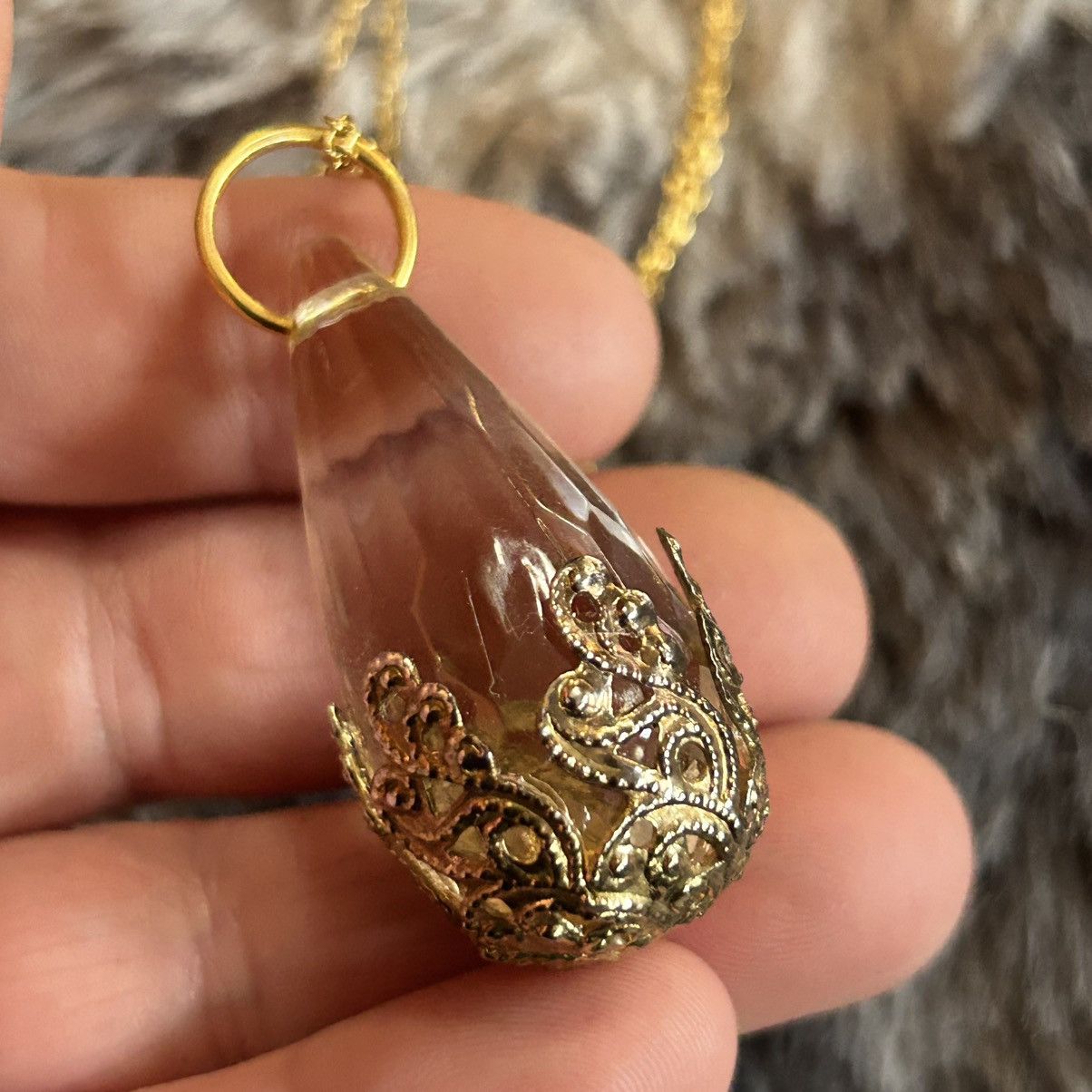 Vintage Handcrafted filigree capped faceted lucite stone necklace Size ONE SIZE - 1 Thumbnail