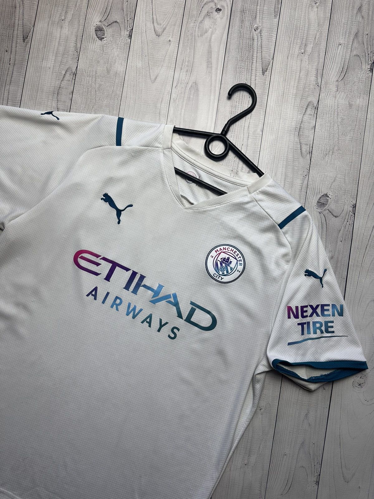 Puma × Vintage Vintage soccer jersey puma Manchester City size L white Size US L / EU 52-54 / 3 - 2 Thumbnail