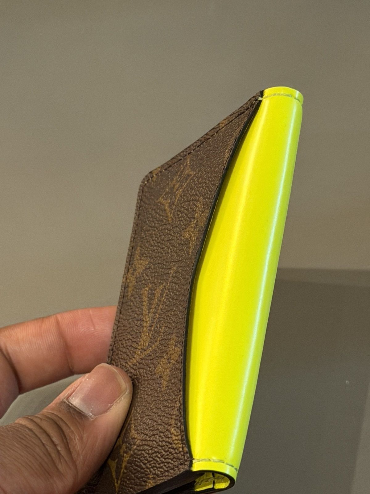 Louis Vuitton Louis Vuitton Pocket Organizer Black Neon Wallet Size ONE SIZE - 5 Thumbnail