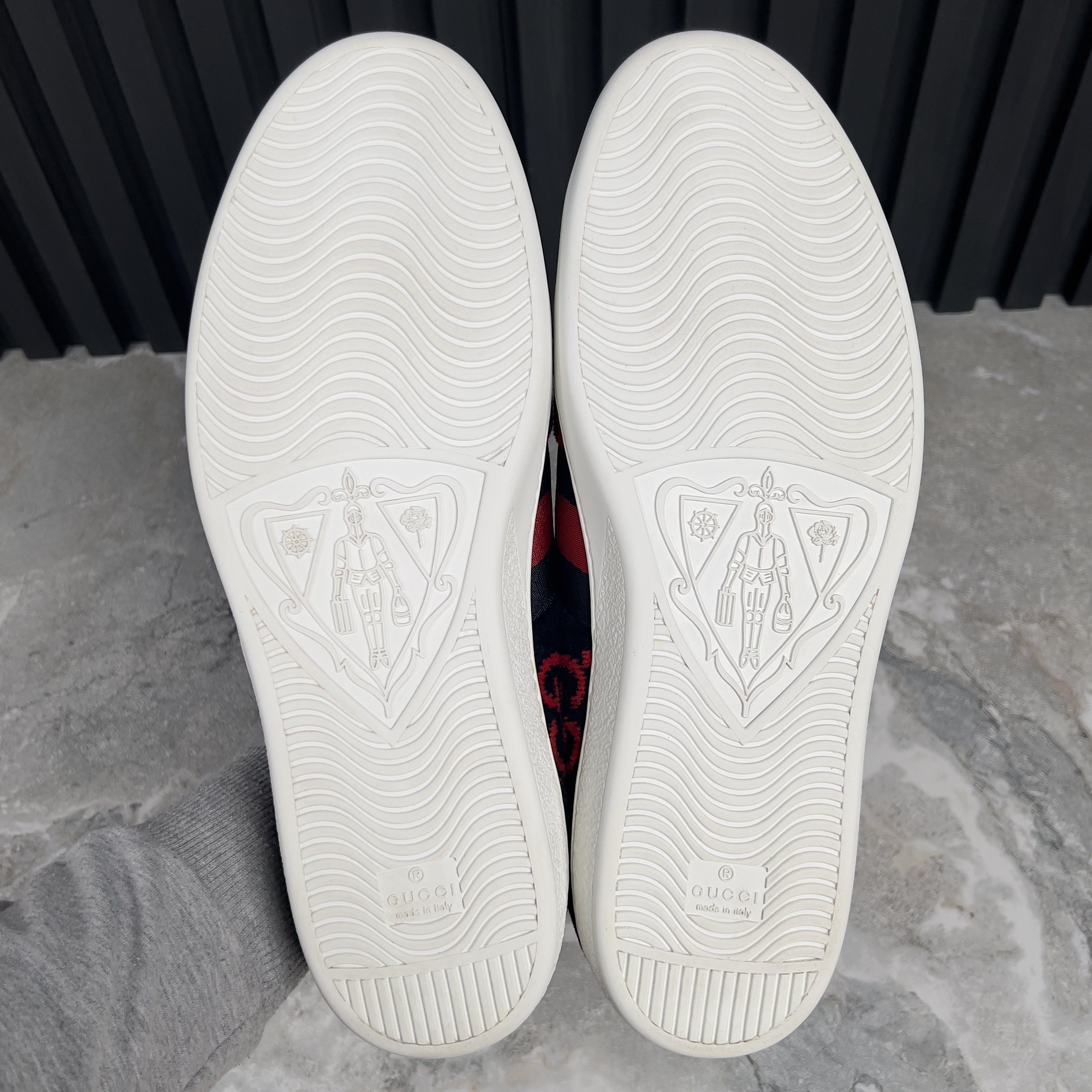 Gucci Gucci Ace GG Monogram Sneakers Terry Cloth Velour Size US 12.5 / EU 45-46 - 11 Thumbnail