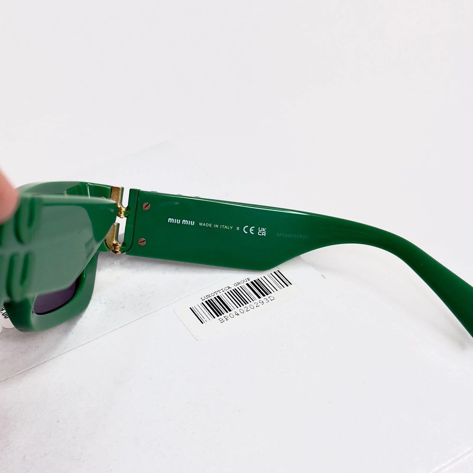 Miu Miu MIU MIU LOGO MU09WS Green Matte Logo Geometric Luxury 09W Size ONE SIZE - 7 Thumbnail