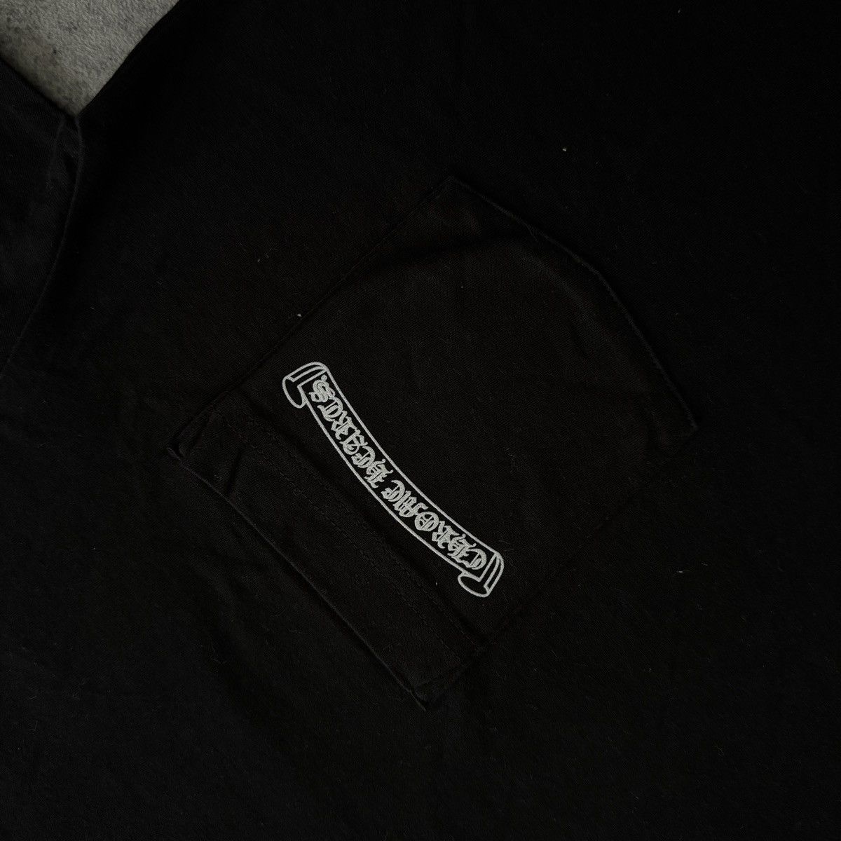 Chrome Hearts Chrome hearts scroll logo t-shirt black Size US L / EU 52-54 / 3 - 5 Thumbnail