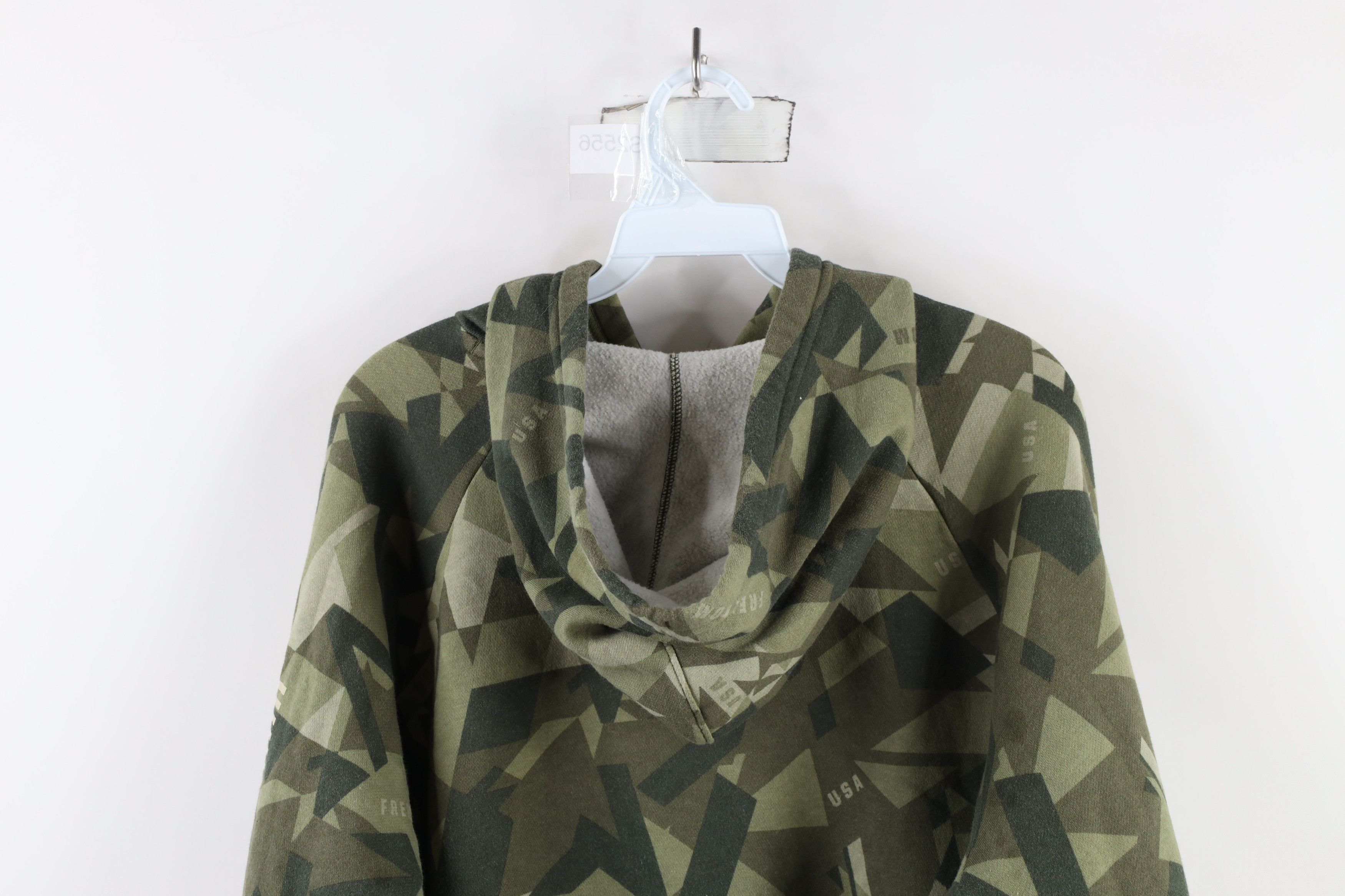 Under Armour × Vintage Under Armour Freedom Flag Camouflage Hoodie Sweatshirt Size US L / EU 52-54 / 3 - 12 Thumbnail