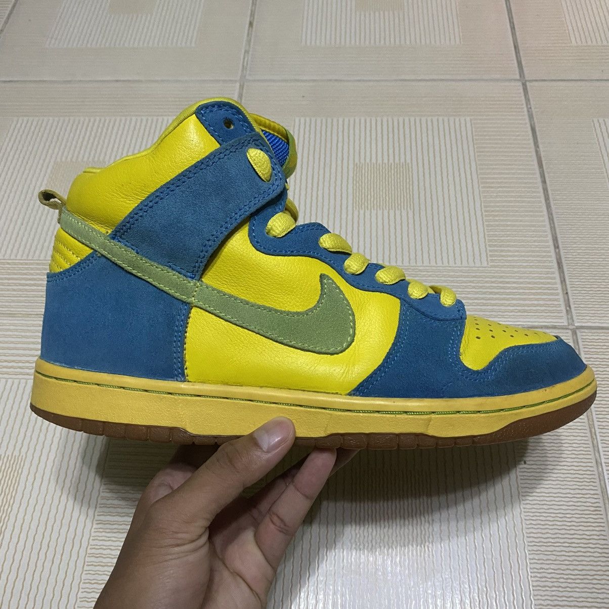 Nike SB Dunk High Marge Simpson 2008 Size US 8 / EU 41 - 2 Thumbnail