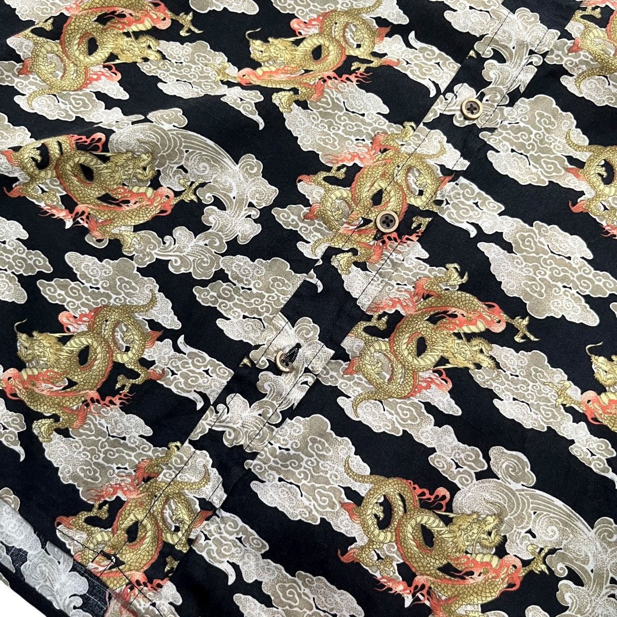 Pleats Please Issey Miyake Vintage Seabor Dragon shirt Size US M / EU 48-50 / 2 - 3 Thumbnail
