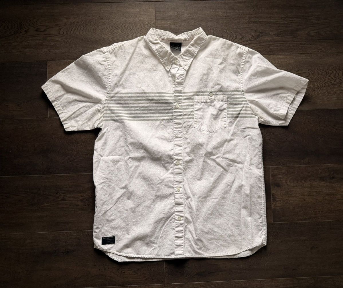 Oakley Vintage Oakley Shirt Short Sleeve Size US XL / EU 56 / 4 - 1 Thumbnail