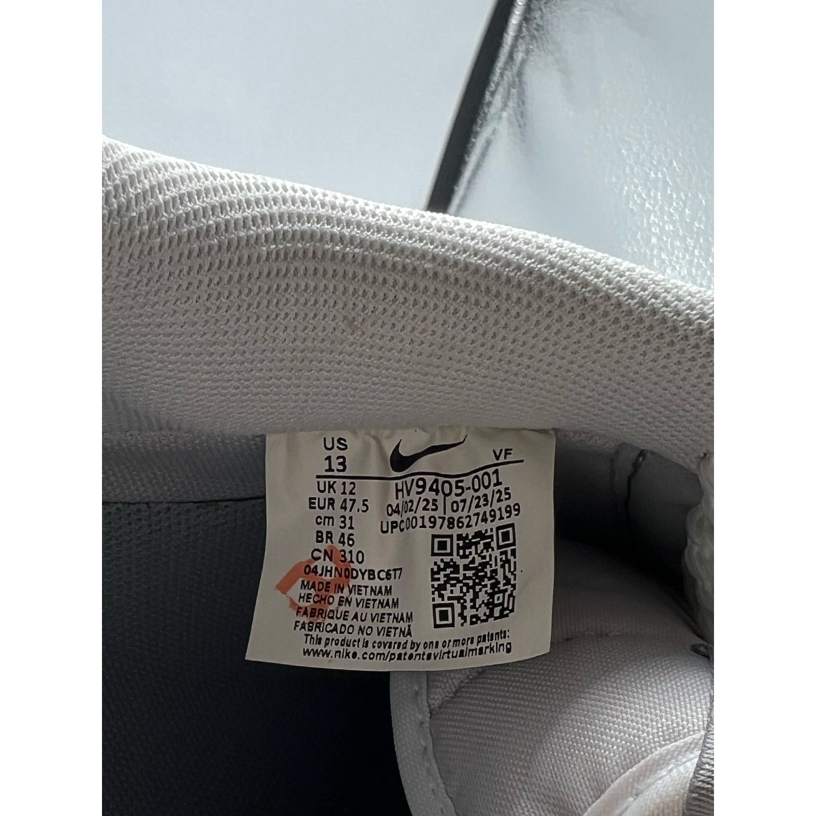 Nike Nike Air Force 1 ‘07 LV8 “Wolf Grey Patent” size 13 men’s Size US 13 / EU 46 - 6 Thumbnail