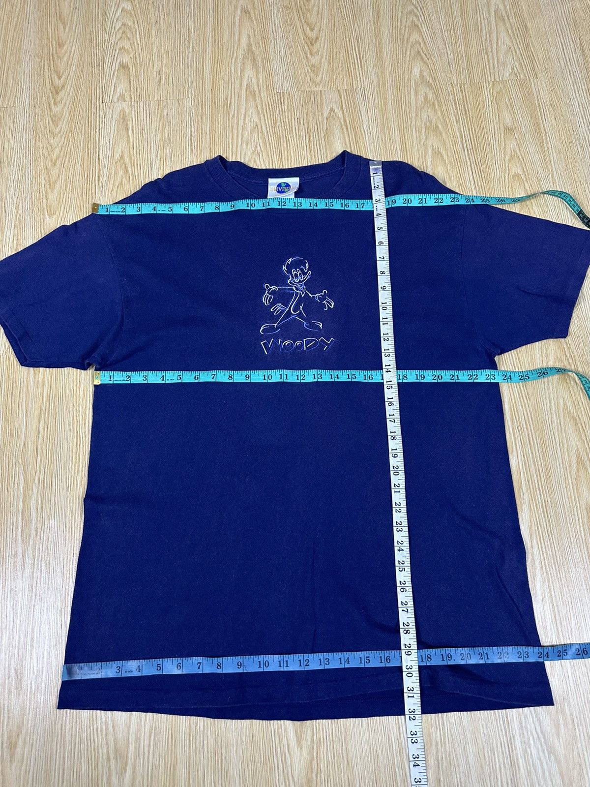Universal Studios Vintage Woody Woodpecker ©️1996 Single Stitch Tshirt A421 Size US L / EU 52-54 / 3 - 5 Thumbnail