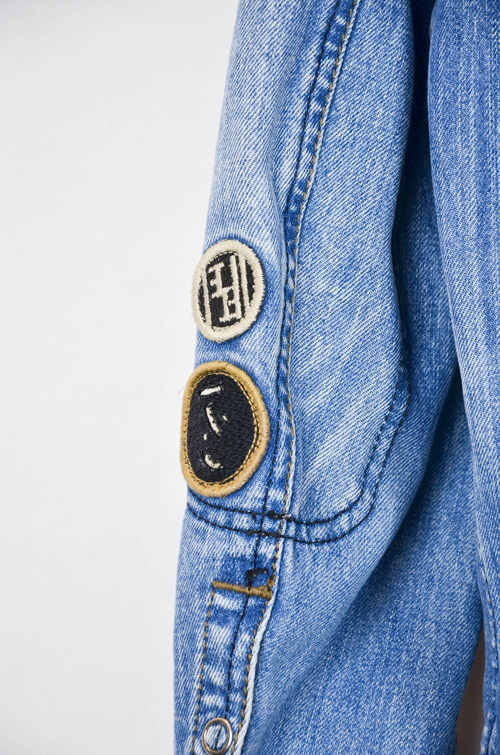 Diesel Diesel Rising Sun Printed Denim Trucker Jacket – Size M Size US M / EU 48-50 / 2 - 8 Thumbnail