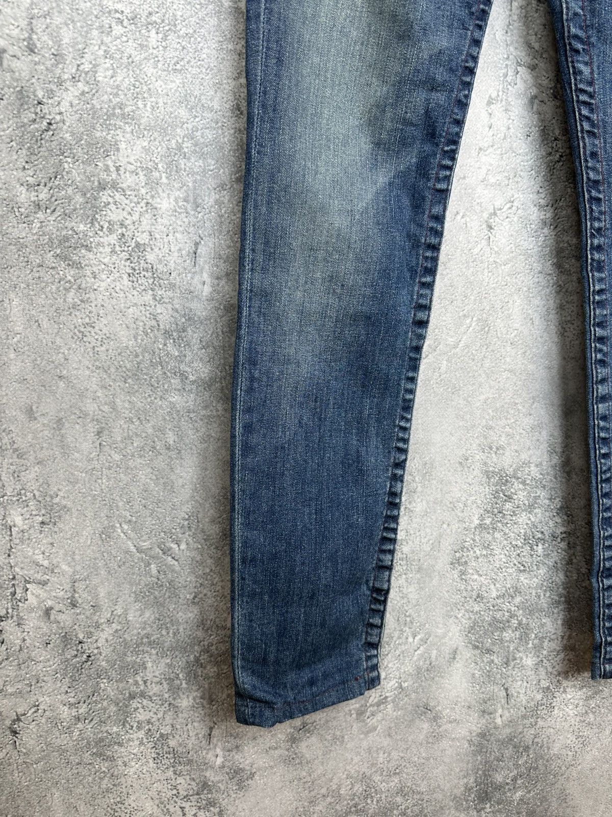 True Religion True Religion Skinny Jeans Wash Stretch Denim Flap Pocket Size 28" / US 6 / IT 42 - 6 Thumbnail