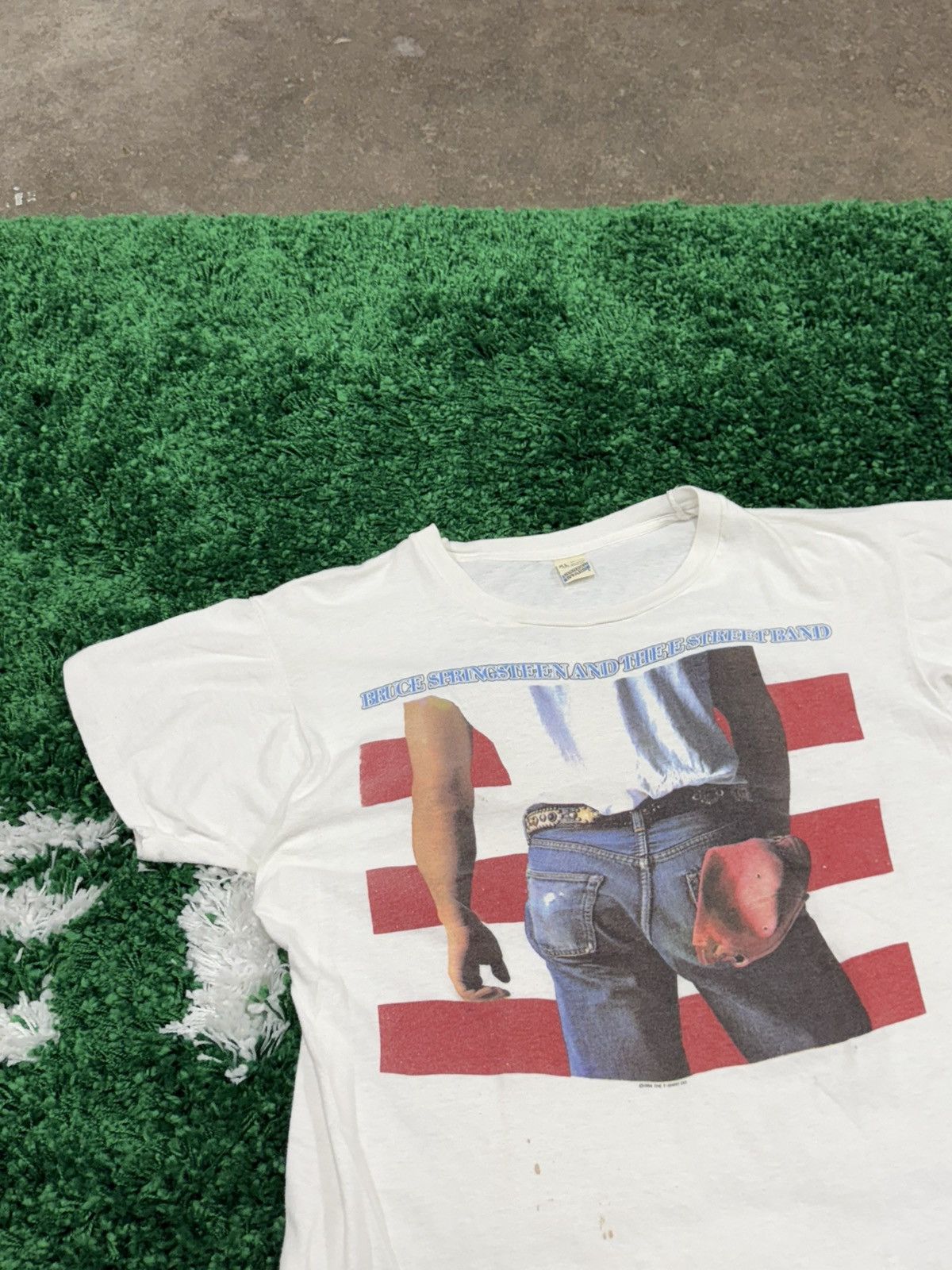Vintage RARE 1984 Bruce Springsteen Born In The USA Tee XL Size US XL / EU 56 / 4 - 2 Thumbnail