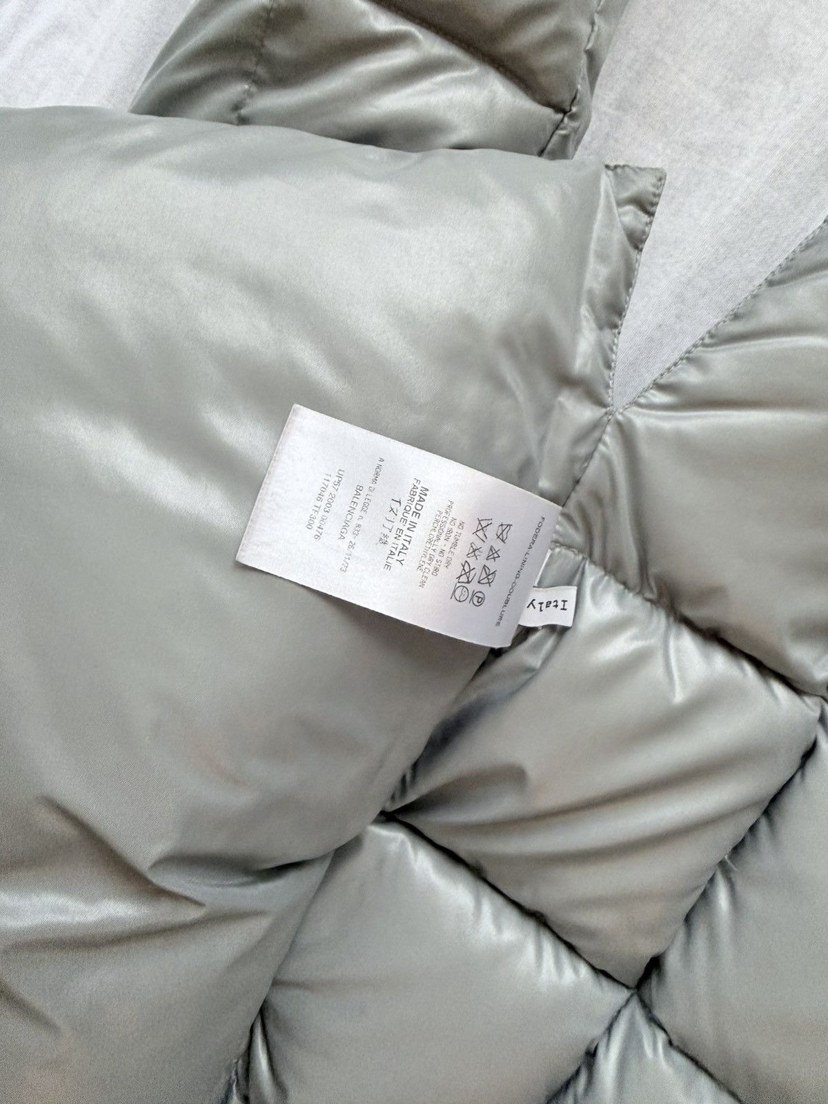 Balenciaga Balenciaga By Nicolas Ghesquière F/W 2007 Cropped Puffer Size US S / EU 44-46 / 1 - 7 Thumbnail