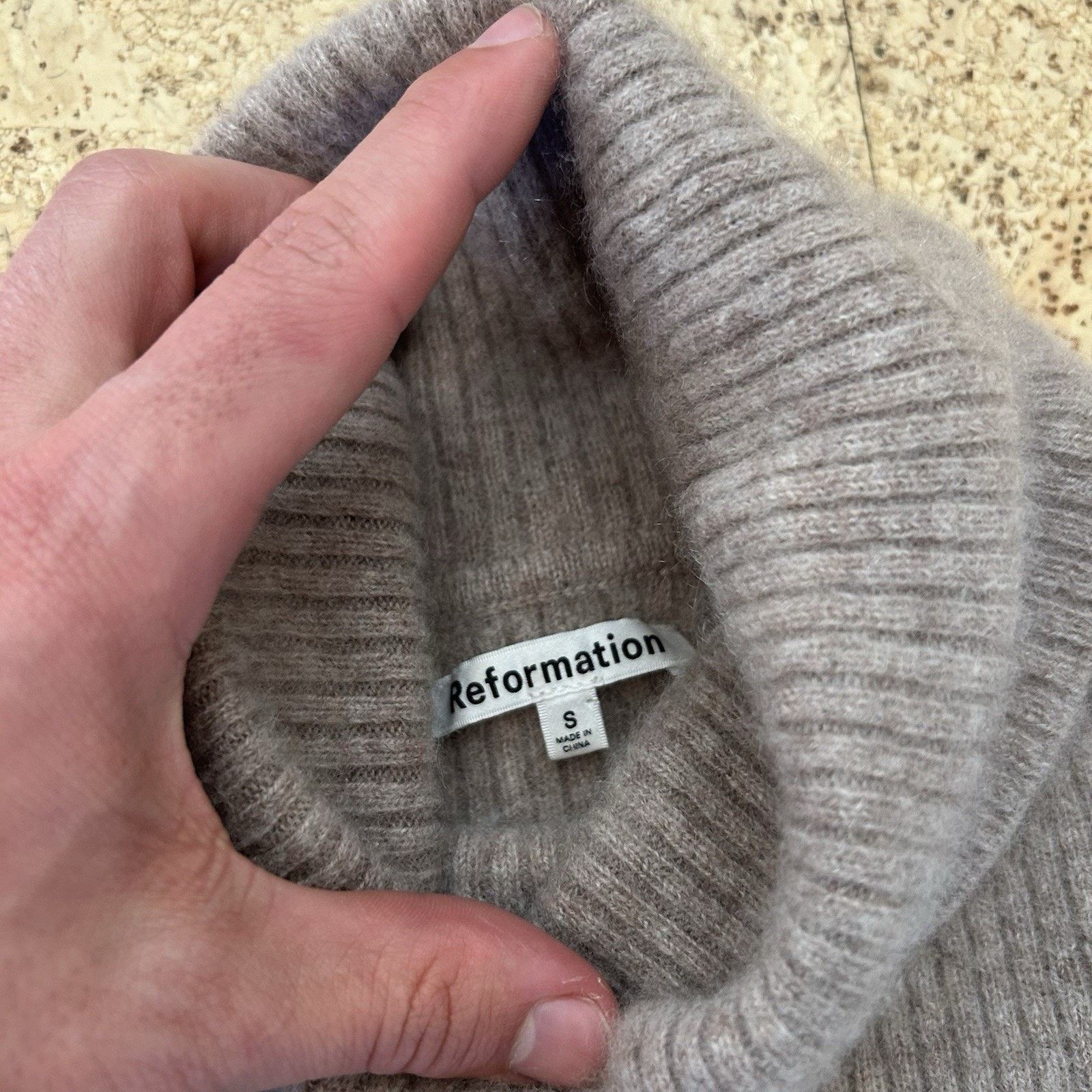 Reformation Luisa Cashmere Cropped Turtleneck Ribbed Sweater Small Size S / US 4 / IT 40 - 3 Thumbnail