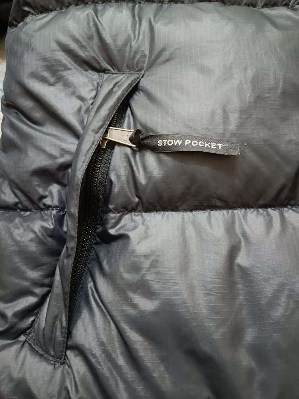 The North Face 🔥🔥 TNF Black Nuptse 700 Puffer Jacket Size US M / EU 48-50 / 2 - 8 Thumbnail